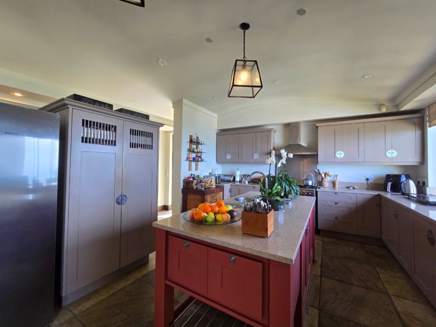 8 Bedroom Property for Sale in Oubaai Western Cape